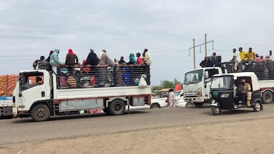 People fleeing Singa, the capital of Sudan's south-eastern Sennar state, arrive in Gedaref in the east of the war-torn country. AFP