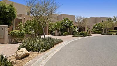 ARABIAN RANCHES VILLAS: Q4 2015-Q1 2016 up 2%. Q1 2015-Q1 2016 down 7%. 2BR - between Dh150,000 and Dh170,000. 3BR - between Dh170,000 and Dh255,000. 4BR - between Dh190,000 and Dh300,000. 5BR - between Dh270,000 and Dh340,000. Courtesy of Better Homes