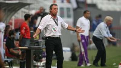 The Al Jazira coach Abel Braga.