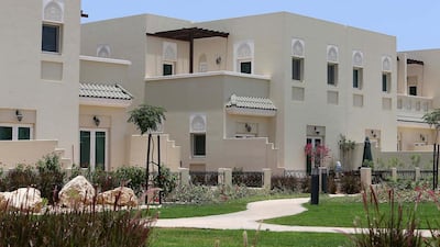 Al Furjan villas: Q3 no change. 3BR: Dh165-200,000. 4BR: Dh190-220,000. 5BR: Dh240-260,000. Q3 2013-Q3 2014 up 7%. Pawan Singh / The National