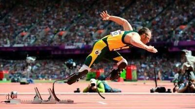 South African double amputee Oscar Pistorius takes the start of the men's 400m heats during the London 2012 Paralympic Games.