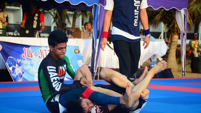 The UAE's Khalifa Nasarati tries an arm-lock on Dao Hong Son of Vietnam in the No-Gi 56kg final, which he won by points 6-0. Courtesy UAE Jiu-Jitsu Federation