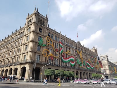 The Metropolitan Cathedral in Zocalo Square. Curtesy Charukesi Ramadurai