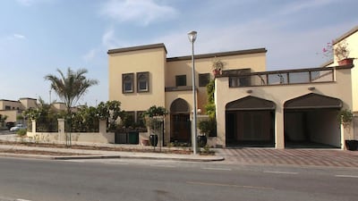 Jumeirah Park villas: 3BR - Dh218,000 average rental rate, down 0.9% year-on-year. 4BR - Dh245,000 average rental rate, down 15.5% year-on-year. 5BR - Dh290,000 average rental rate, down 14.7% year-on-year. Jeffrey E Biteng / The National