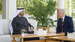 Sheikh Mohammed with Lindsey Graham at Qasr Al Shati. Wam