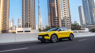 Lurking before Burj Khalifa