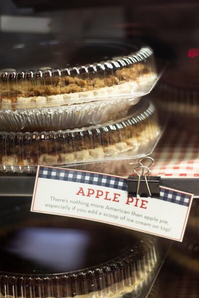 Apple pie at the Loveless Bakery. Courtesy Anastasia Miari