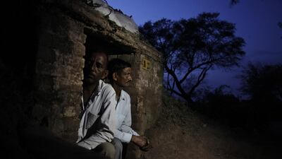 Thousands of Kashmiris were sleeping in shelters near the disputed region’s de-facto border where Indian and Pakistani border troops traded gunfire and shelling until dawn on Thursday, just hours after their commanders met in an effort to defuse escalating tensions. Channi Anand/AFP Photo