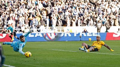 Wolverhampton Wanderers' Mario Lemina scores the second goal past Tottenham Hotspur's Guglielmo Vicario. Action Images