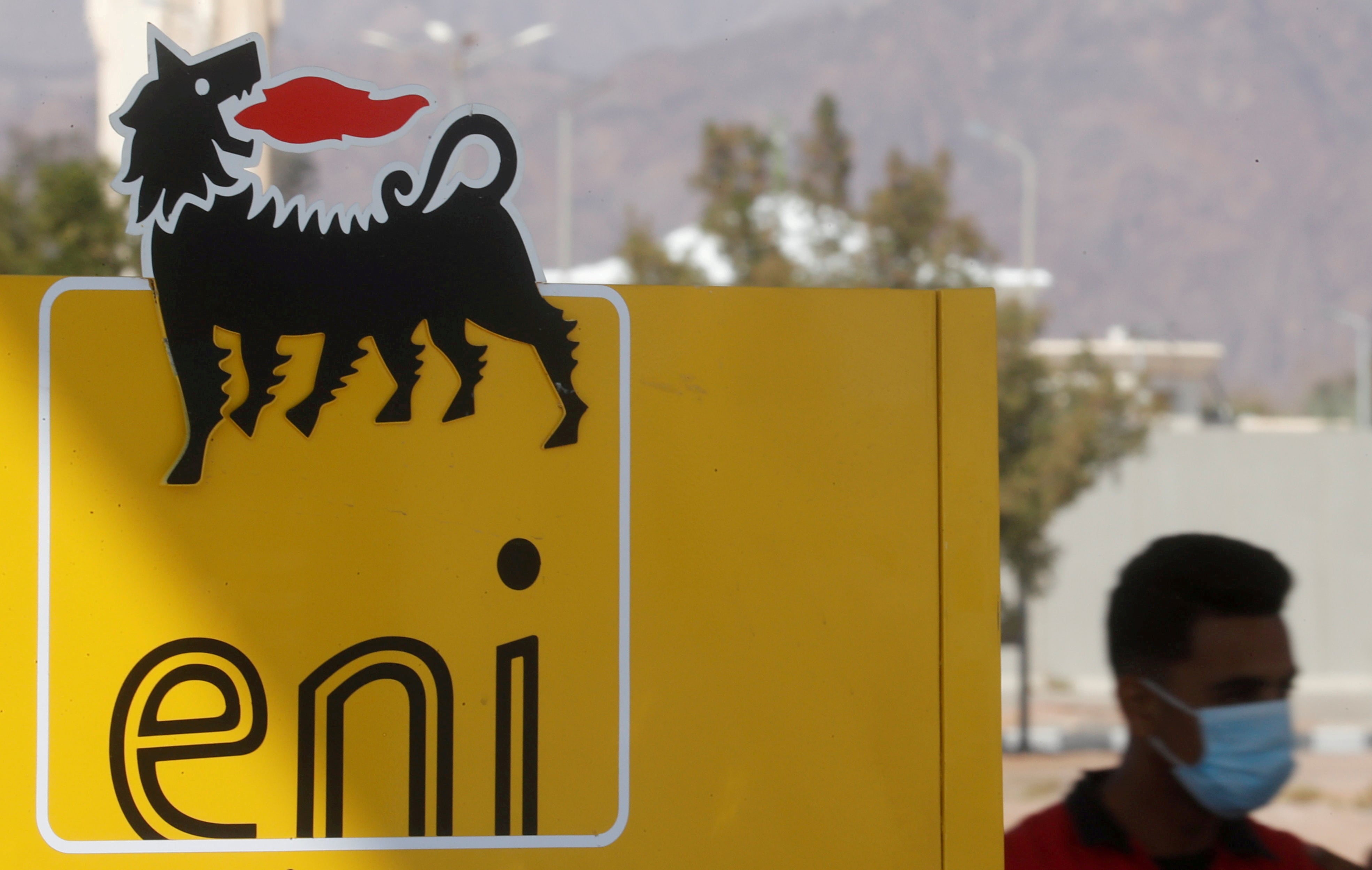 ENI Finds 2 Trillion Cubic Feet of Gas Off Egypt's Coast Amid Energy Crisis