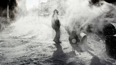 Passengers flying between the UAE and New York are likely to face more flight disruptions today after a blizzard shut down New York's three metropolitan airports.