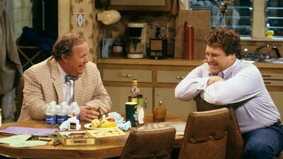 Ned Beatty and John Goodman in Roseanne (1988).