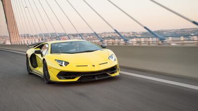 An active aero system uses motors that open or close the flaps in the front splitter in less than 500 milliseconds. Lamborghini