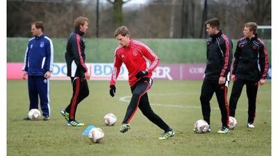 Jan Vertonghen, centre, can play left-back, in central defence or as a holding midfielder, is hoping for a transfer to Arsenal over the summer. His club, Ajax, says they are open to bids.