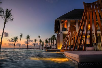 Sunset at the Joie de Vivre poolside bar. Courtesy Ozen by Atmosphere