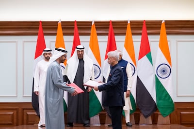 UAE President Sheikh Mohamed and Sheikh Hamdan bin Mohammed, Crown Prince of Dubai, Deputy Prime Minister and Minister of Defence, witness the exchange of a letter of intent by Sheikh Abdullah bin Zayed, Deputy Prime Minister and Minister of Foreign Affairs, and Indian Foreign Minister S Jaishankar. Mohamed Al Hammadi / UAE Presidential Court