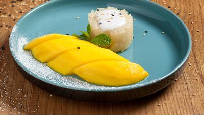 Sweet mango sticky rice