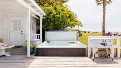 Kutcher and Kunis said they would greet their guests upon arrival and 'capture some content together' to commemorate the stay