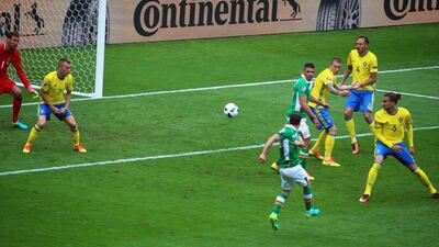 Republic of Ireland’s Wes Hoolahan (C) scores the 1-0 lead during the Uefa Euro 2016 group E preliminary round match between Ireland and Sweden at Stade de France in Saint-Denis, France, 13 June 2016. Srdjan Suki / EPA
