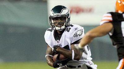 Dion Lewis is a rookie but he has impressed the Philadelphia Eagles' coaches with his savvy.