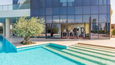 The Volante Club's pool area. Courtesy Luxury Property