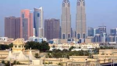 Efforts by Dubai to restructure its corporate holdings appear to be winning the confidence of investors.