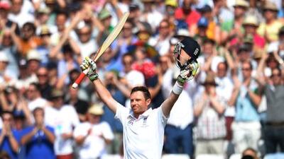 One of the highs of the match, at least for England, was the return to form for Ian Bell. The middle-order batsman scored 109 in England's second essay to help the home team set a competitive target - 311 runs - for Australia to win. Laurence Griffiths / ???