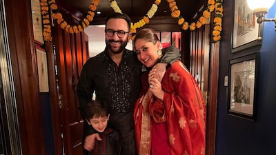 Saif Ali Khan and Kareena Kapoor Khan with their sons Taimur and Jehangir. Photo: Instagram / kareenakapoorkhan