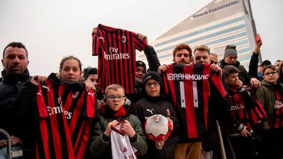 Fans at the presentation. AFP