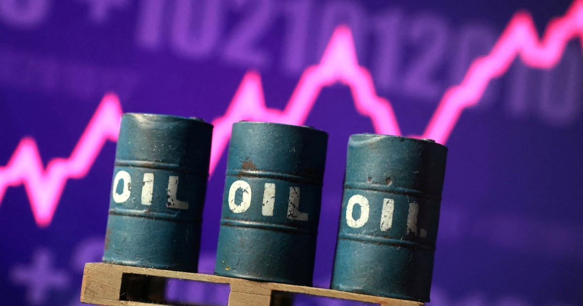 Oil prices swing between war risk and diplomacy after six months of Iran standoff