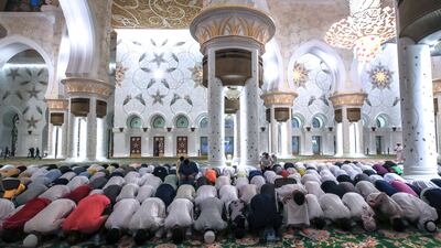 Worshippers come together to mark Ramadan