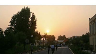 Ras al Khaimah - August 27, 2010 - Prospective students walk back to the academic building during Open Day for at the University of Bolton in Ras al Khaimah, August 27, 2010. (Photo by Jeff Topping/The National)