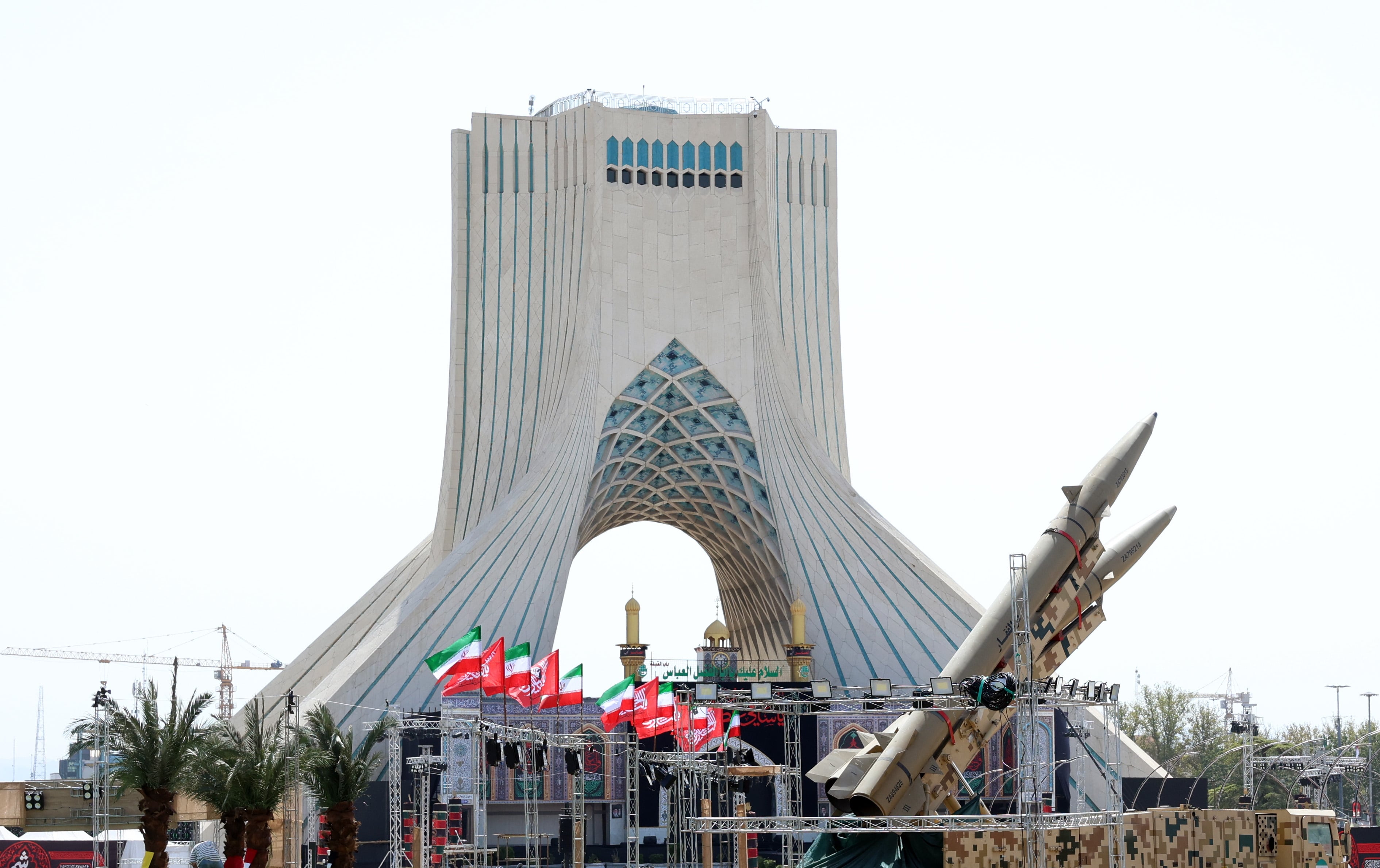 Image linked from the original feed: US commander questions Iran campaign, oil prices fall, and Gaza plan moves forward