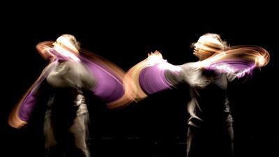 Le Cri, a performance by French choreographer Nacera Belaza. Agathe Poupeney / Fedephoto