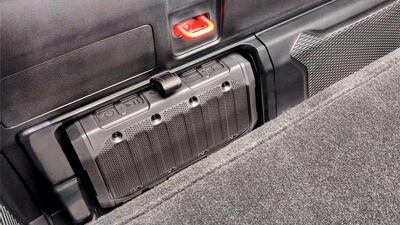 The Gladiator's inset speakers.