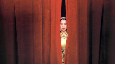 Shirin Neshat's Looking for Om Kalthoum the movie tells the story of the legendary Egyptian singer and actress Om Kalthoum. Studio PUNTOeVIRGOLA