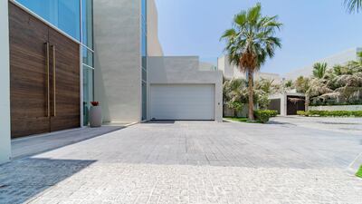 A generously sized driveway. Courtesy BlackBrick Property