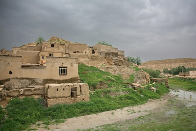 Traditional buildings line the route to AlUla. Photo: Amirreza Tavassoli / Unsplash