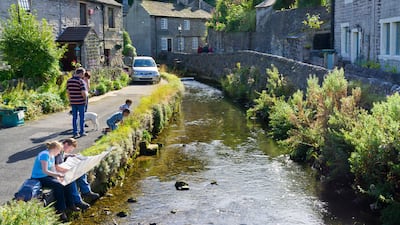 =5. Castleton - Destination Score: 86%. Alamy