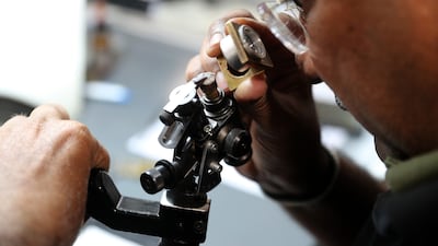 Polishing diamonds requires the utmost concentration
