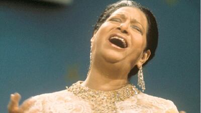 To the delight of her fans, Umm Kulthum performs at the first concert in Abu Dhabi.
