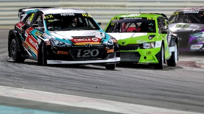 Reinis Nitiss and Rokas Baciuška battle for position.