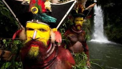 The children of Huli Wigmen in Papua, New Guinea, are given autonomy and independence. Wade Davis / Getty Images