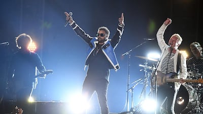 Shaggy and Sting perform Timothy A. Clary / AFP