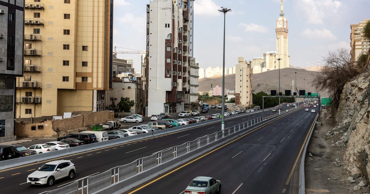 Middle East latest: US tells staff not to use Saudi airports without ‘special authorisation’ www.thenationalnews.com Middle East latest: US tells staff not to use Saudi airports without ‘special authorisation’ www.thenationalnews.com