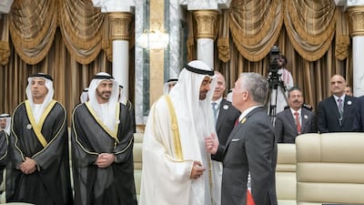 Sheikh Mohamed bin Zayed talks to Jordan's King Abdullah.