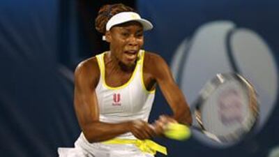 Venus Williams admits she is confident ahead of the defence of her title in Doha.
