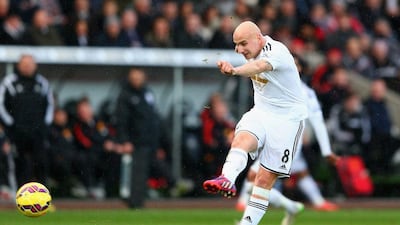 Centre midfield: Jonjo Shelvey, Swansea City. Set up both Swansea goals, with a cross for Ki Sung-yeung and a shot Bafetimbi Gomis deflected in, as they defeated Manchester United. (Photo: Michael Steele / Getty Images)