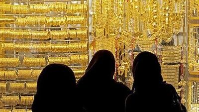 Consumers are becoming used to the high price of the precious metal, as investors aim to gain from its continued rise in 2011, say jewellers.