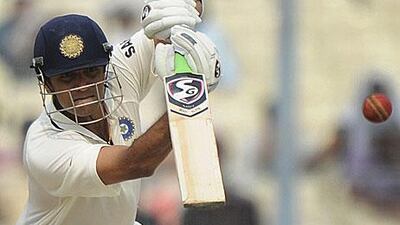 Rahul Dravid scored 117 in India's commanding start to the second Test against the West Indies. They will resume play tomorrow at Eden Gardens on 346 for five.